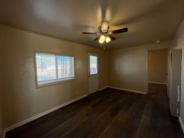 606 D Ave #606 — Photo 9