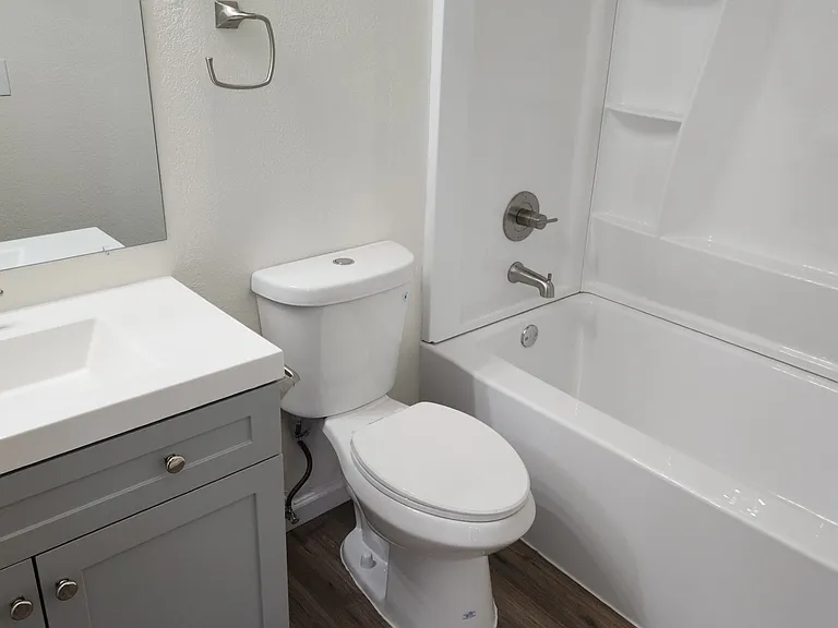 2752 N Salem #101 — Photo 9