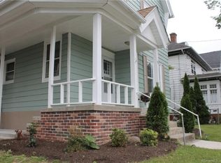 136 S Whittlesey Ave #1, Wallingford, CT 06492