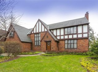 109 Greenaway Rd, Eggertsville, NY 14226
