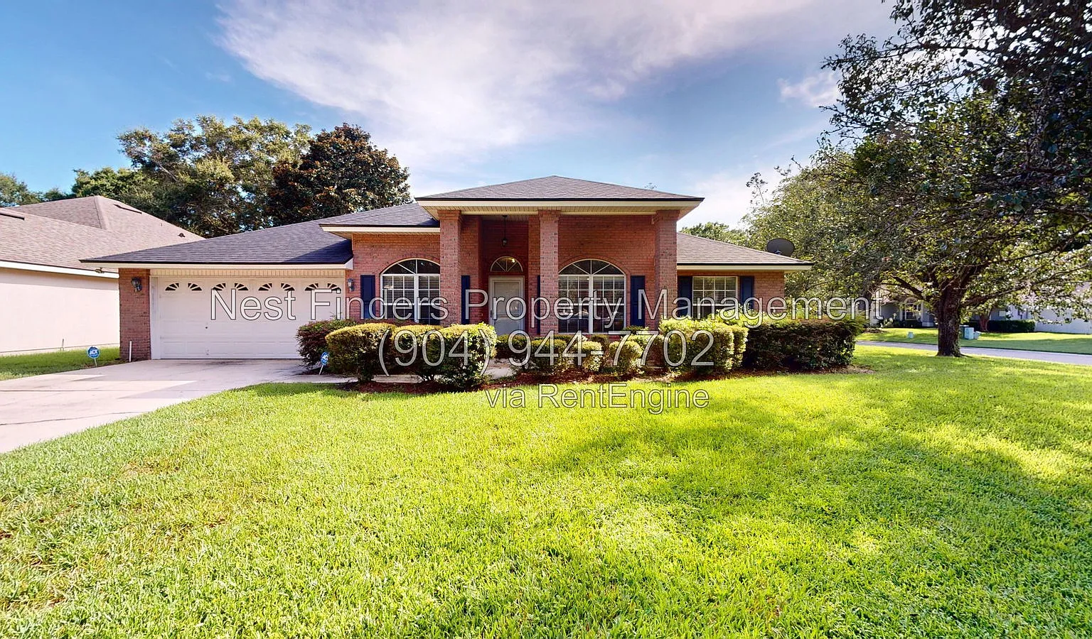 4 bed, 2.0 bath, 2423 sqft, $2,799 — Photo 2