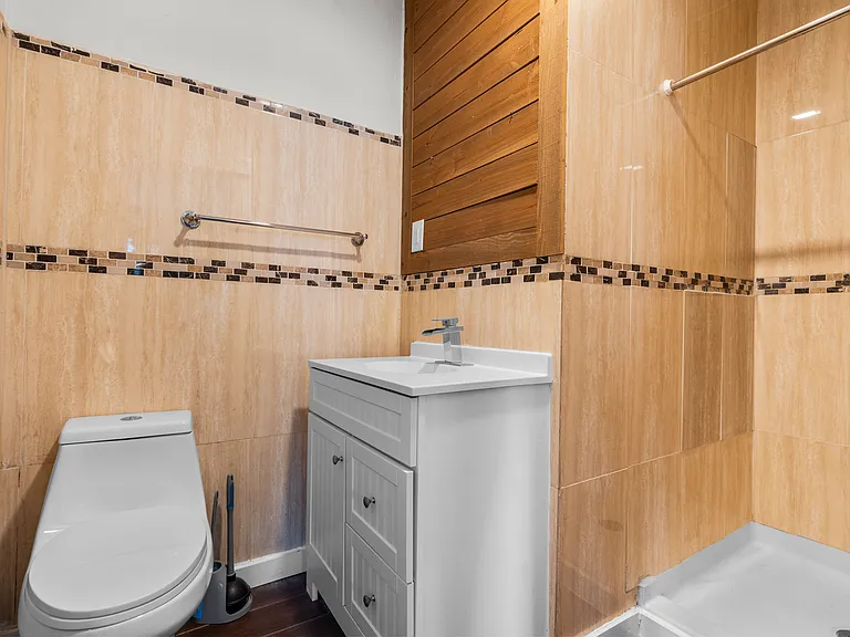 394 Gregory St #1 — Photo 7