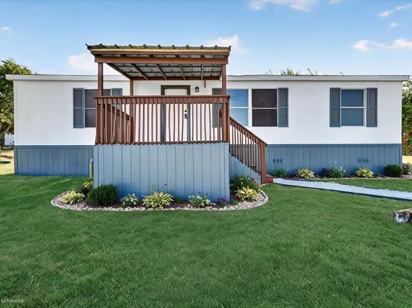167 Blue Sky Ln, Springtown, TX 76082