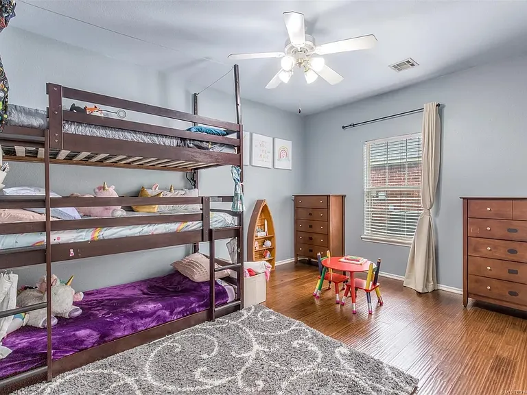 3901 W Canton St — Photo 20