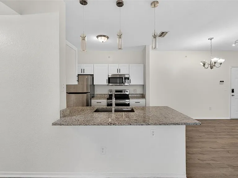 5467 Vineland Rd #6308 — Photo 13