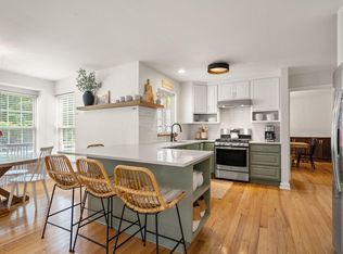 17276 Magic Mountain Dr, Round Hill, VA 20141