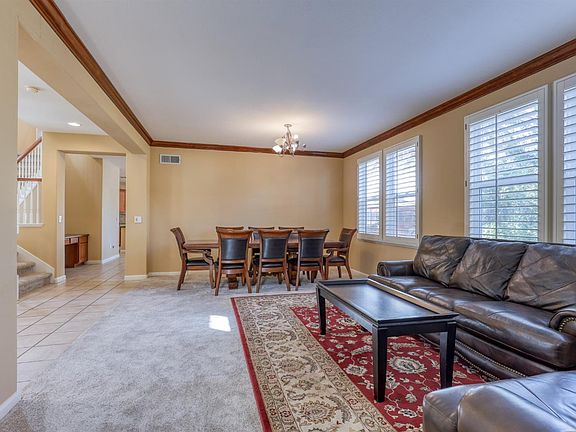 4th image of 2411 Minden Way