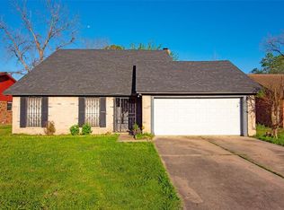 11326 Lovebird Ln, Houston, TX 77067