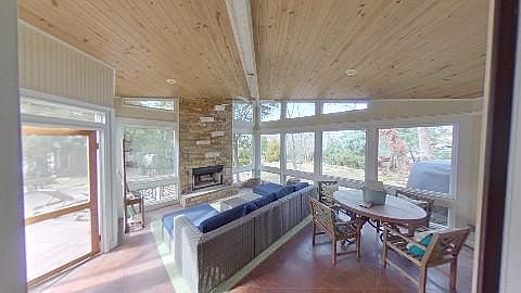 1st image of 2816 Lynn Dell Dr