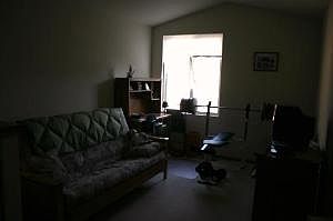 5th image of 717 Four Seasons Blvd