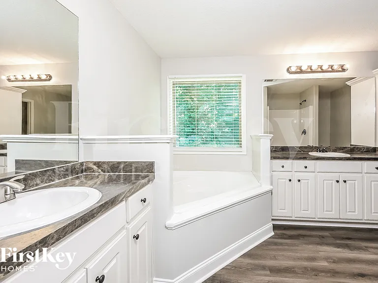 1553 Shoal Creek Dr — Photo 13
