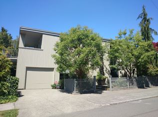 1064 E Howe St, Seattle, WA 98102