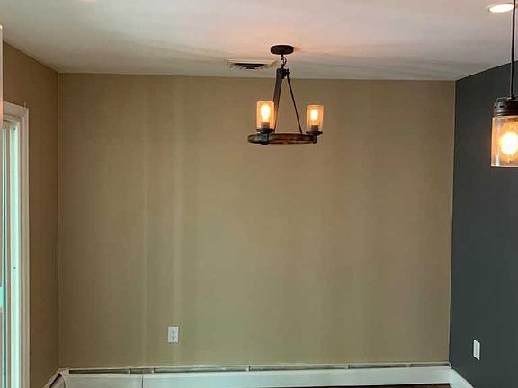 5th image of 3825 Corona Ln