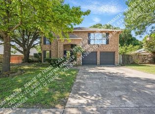 521 Bent Creek Dr, Garland, TX 75040