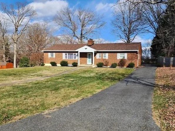 309 Beechwood Dr, Lynchburg, VA 24502