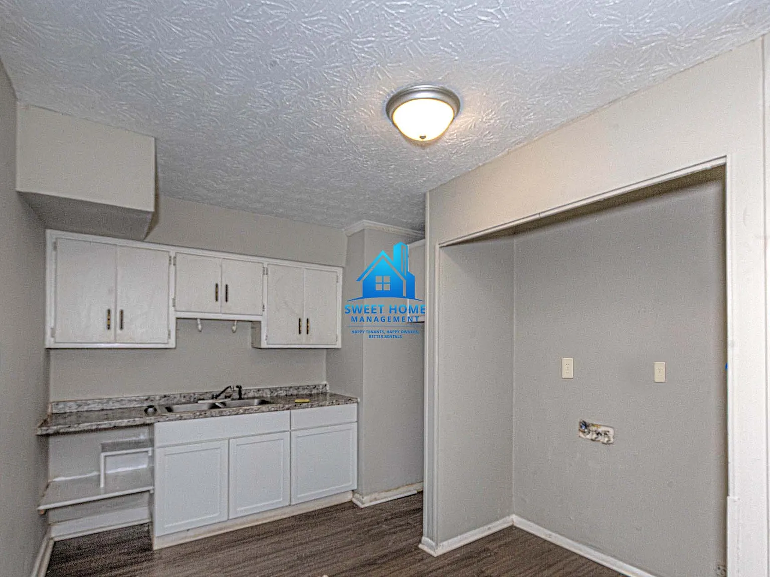 4 bed, 1600 sqft, $1,600 — Photo 3