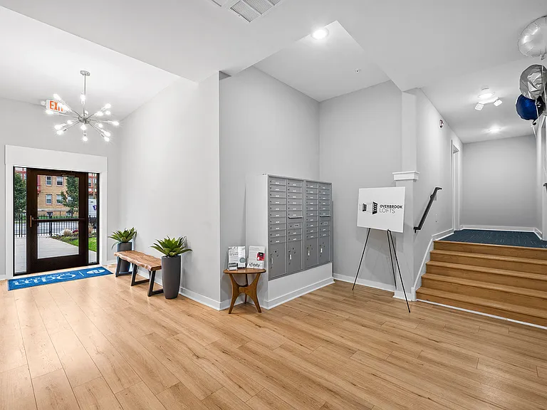 Overbrook Lofts — Photo 7
