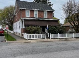 887 N James St, Hazleton, PA 18201