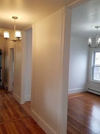 2nd image of 21 Joseph St