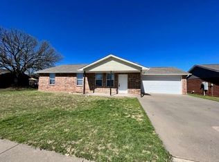 4402 Bobbie Ann Dr, Granbury, TX 76049