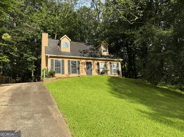 5482 Martins Crossing Rd, Stone Mountain, GA 30088