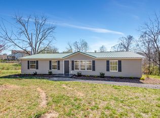 617 Danley Rd, Charlotte, TN 37036