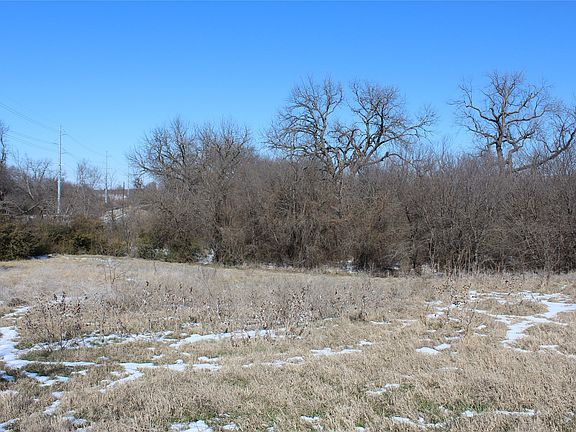 4th image of 2585 Underwood Rd