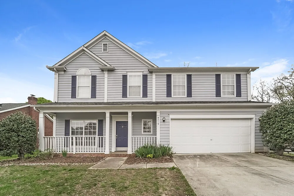 5 bed, 2.5 bath, 2369 sqft, $2,385 — Photo 1
