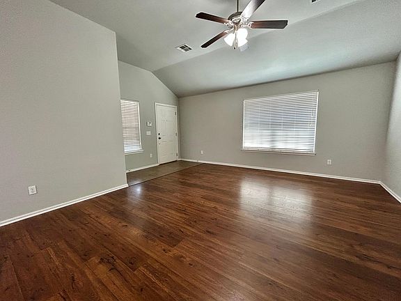 Living room 2