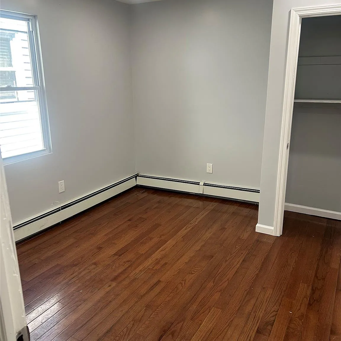 3 bed, 1.5 bath, 2032 sqft, $3,400 — Photo 4