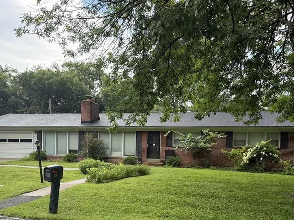 767 Wenneker Dr, Saint Louis, MO 63124