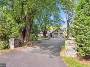 10511 S Glen Rd, Potomac, MD 20854