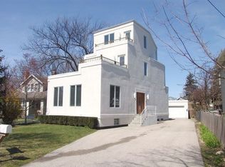 841 Deerfield Rd, Highland Park, IL 60035