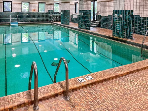 1 Beekman Place image 24 of 30