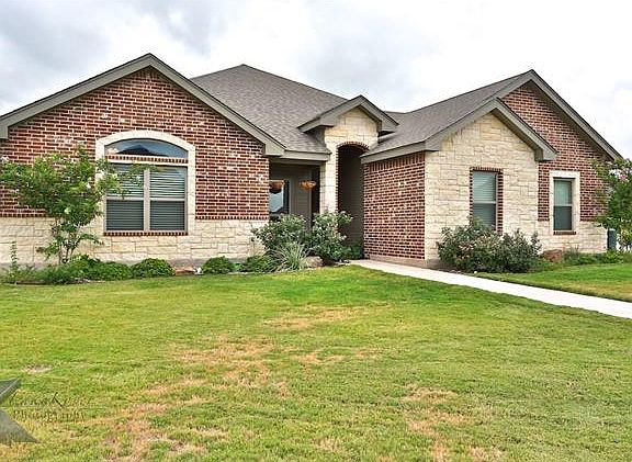 3rd image of 801 Great Waters Dr