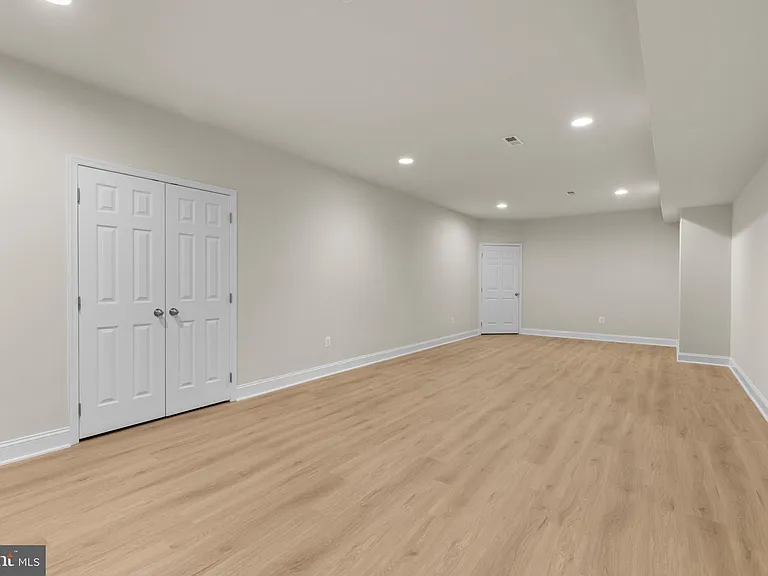 9724 Centennial Meadows Ln — Photo 28