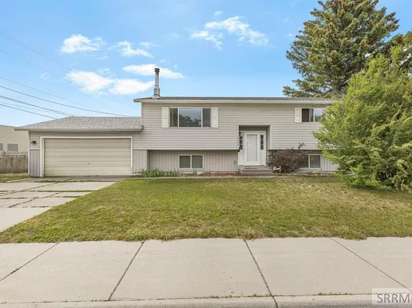 2180 S Eagle Dr, Ammon, ID 83406