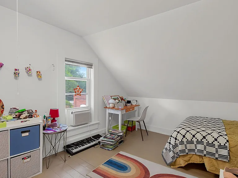 392 Park St #A — Photo 21