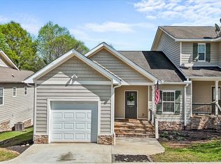 529 E Perkins Creek Rd, Seneca, SC 29678