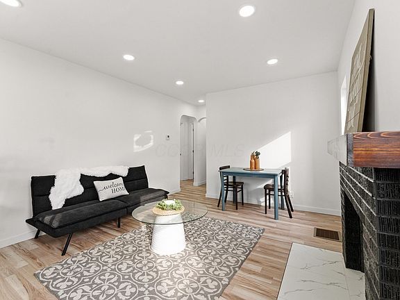 5th image of 514 S Napoleon Ave