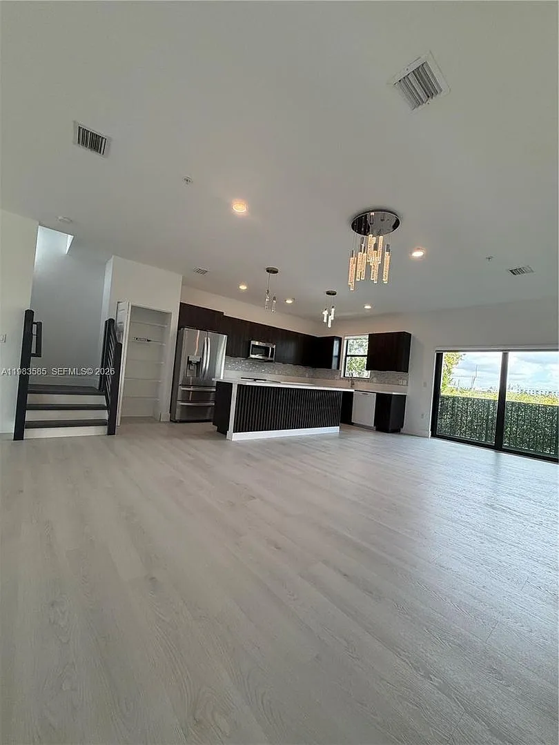 10479 NW 82nd Street 10, Doral, FL 33178 — Photo 1