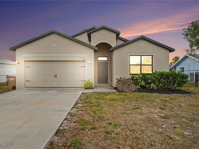 926 SW 32nd Terrace Cpe, Coral, FL, 33914