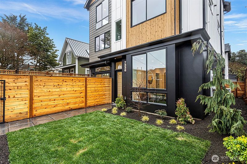 2nd image of 7336 27th Avenue NW