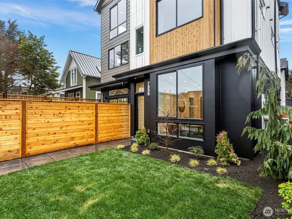 7336 27th Avenue NW, Seattle, WA 98117
