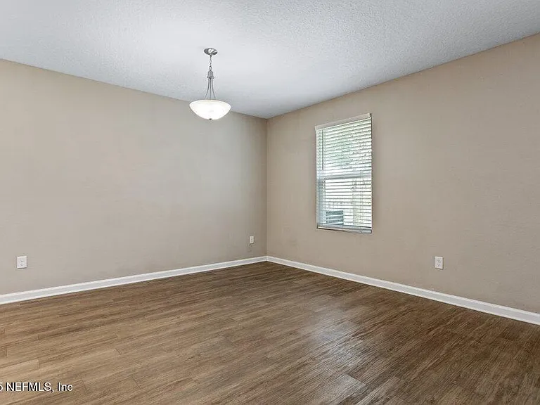 2235 Bayview Rd — Photo 15