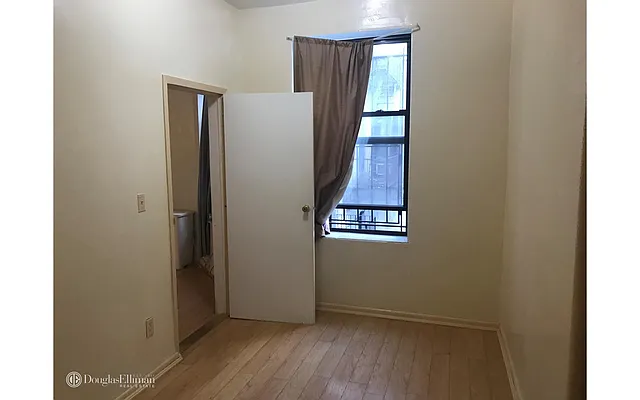 Rented by Douglas Elliman | media 18