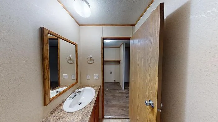 124 Delta Ave — Photo 10