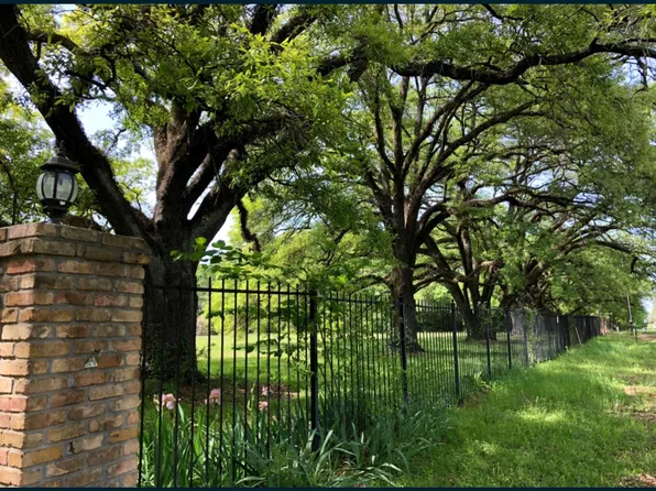 1 Angel Oaks, Shreveport, LA 71109
