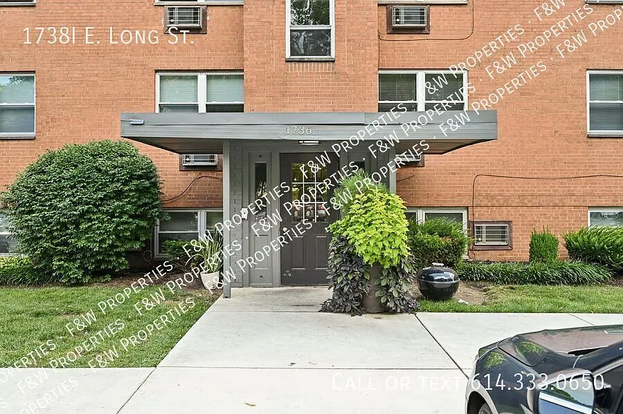 Long View Apartments. 2BR/1BA — Photo 4
