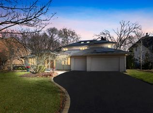 835 Arbor Ln, Glenview, IL 60025